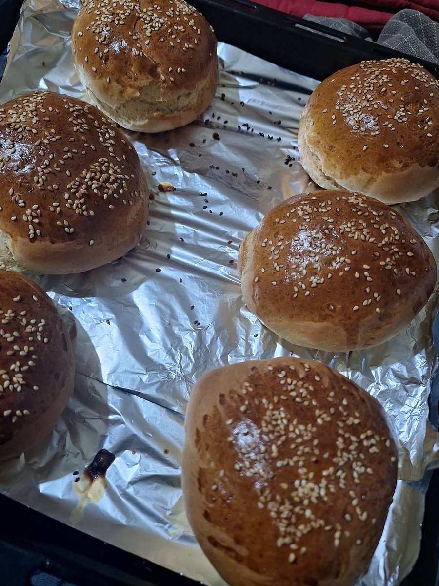 𐙚 agatka 𐙚 bday in 7 days 🎉🎁 tweet media