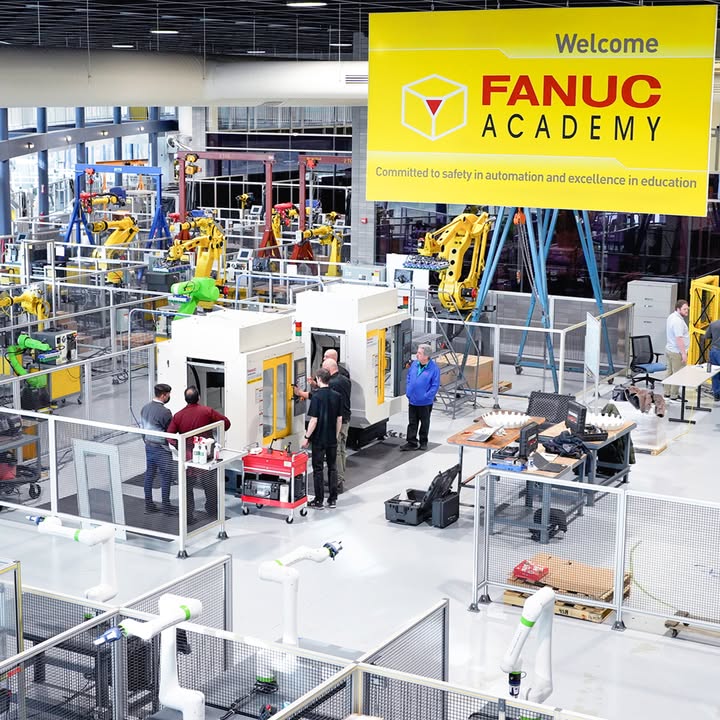 FANUCAmerica's tweet image. Take your skills to the next level this new year!🎆📚🎓 
#FANUC #Training has courses to help achieve your goals: 

⚙️#CNC &amp;amp;amp; #ROBODRILL Training
🤖#Robotics Training
🖥️Online #virtual training

Browse 𝟭𝟬𝟬+ 𝗰𝗹𝗮𝘀𝘀𝗲𝘀 and enroll instantly TODAY: bit.ly/45aO0BO