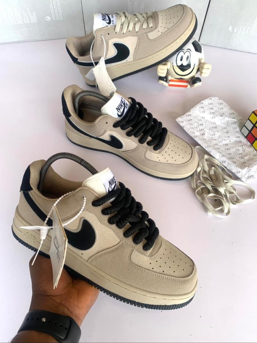 MajorMajor96497's tweet image. 40--47

Price :NGN 27,000