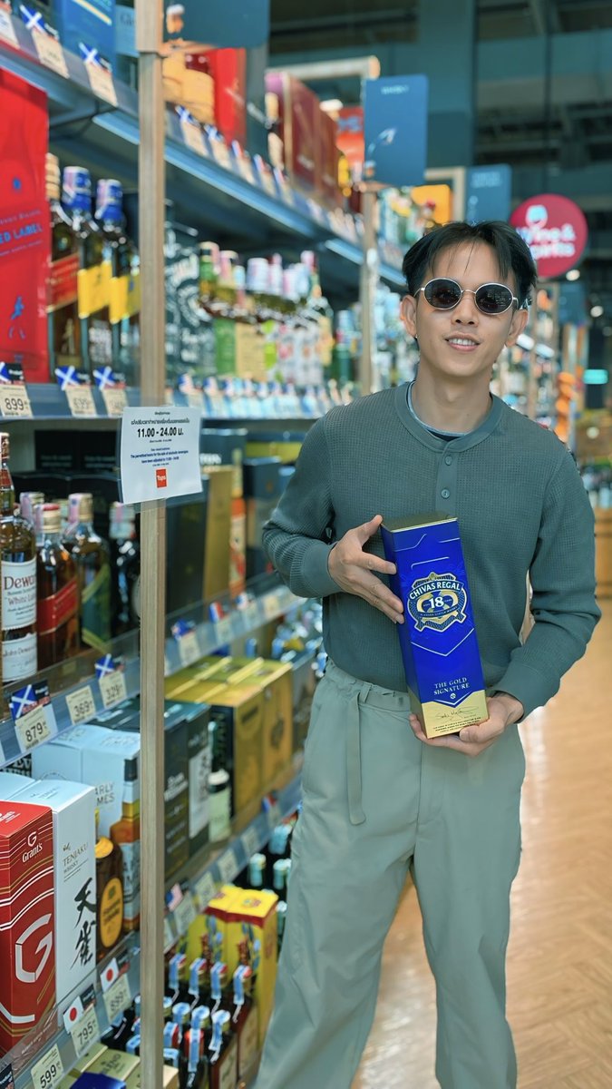 หนุ่มพม่า🇲🇲 tweet media