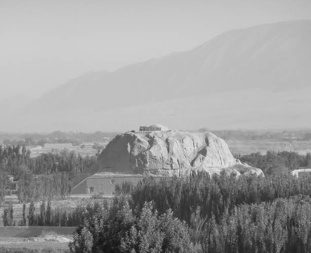 Leezeoo's tweet image. #Secrets 
Balkh the "Mother of Cities".
Zoroastrian, Buddhist, and Islamic history "Khorasan".

• Balkh city Place of (Zarathushtra) Zoroastrianism. (birthplace of Nowruz).

• Mazar-i-Sharif serving capital of Balkh province sacred Shrine of Ali ibn Abi Talib.

Balkh, anciently