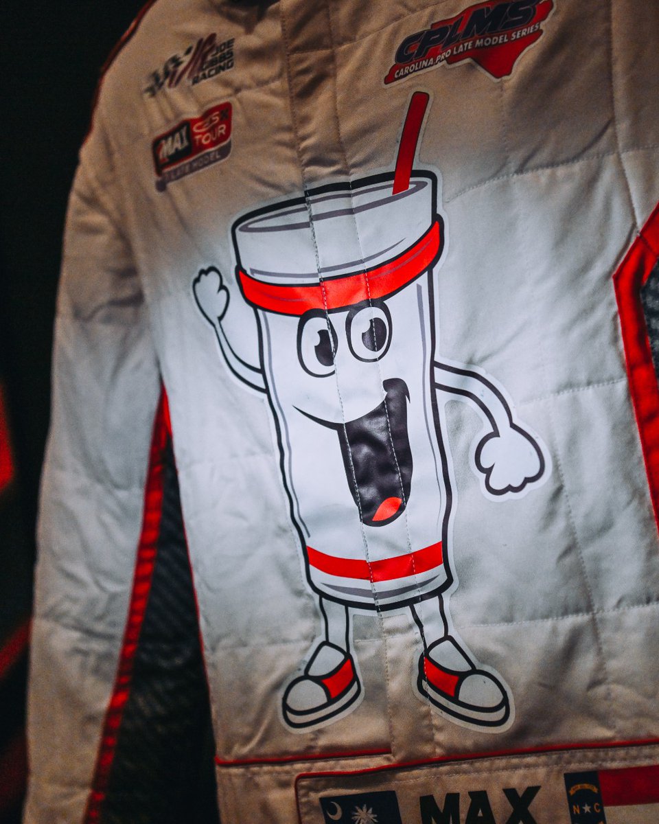 prishow's tweet image. Details matter. 

This racing suit brought color, character, and craftsmanship to #PRIShow.

Learn more about the latest in motorsport by subscribing to PRI Magazine!
dub.sh/PRIMagazine

#PRI2026