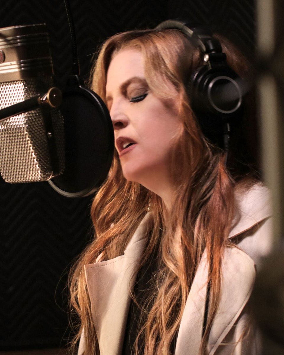 VisitGraceland's tweet photo. As we continue to share stories from Graceland, we pause to remember Lisa Marie Presley, whose love for this place and its history shaped so much of what fans experience today. ⚡

She is deeply missed and always remembered. 🤍 https://t.co/HFROsOEHWp