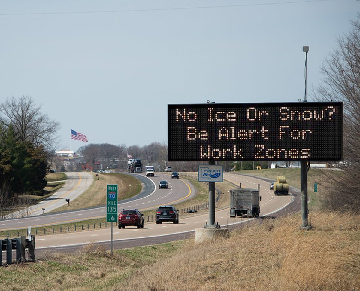 MoDOT's tweet image. No ice. No snow. ✅
But work zones? They’re still out there.  🚧 
Stay alert. Drive safe. #WorkZoneSafety #RoadSafety
