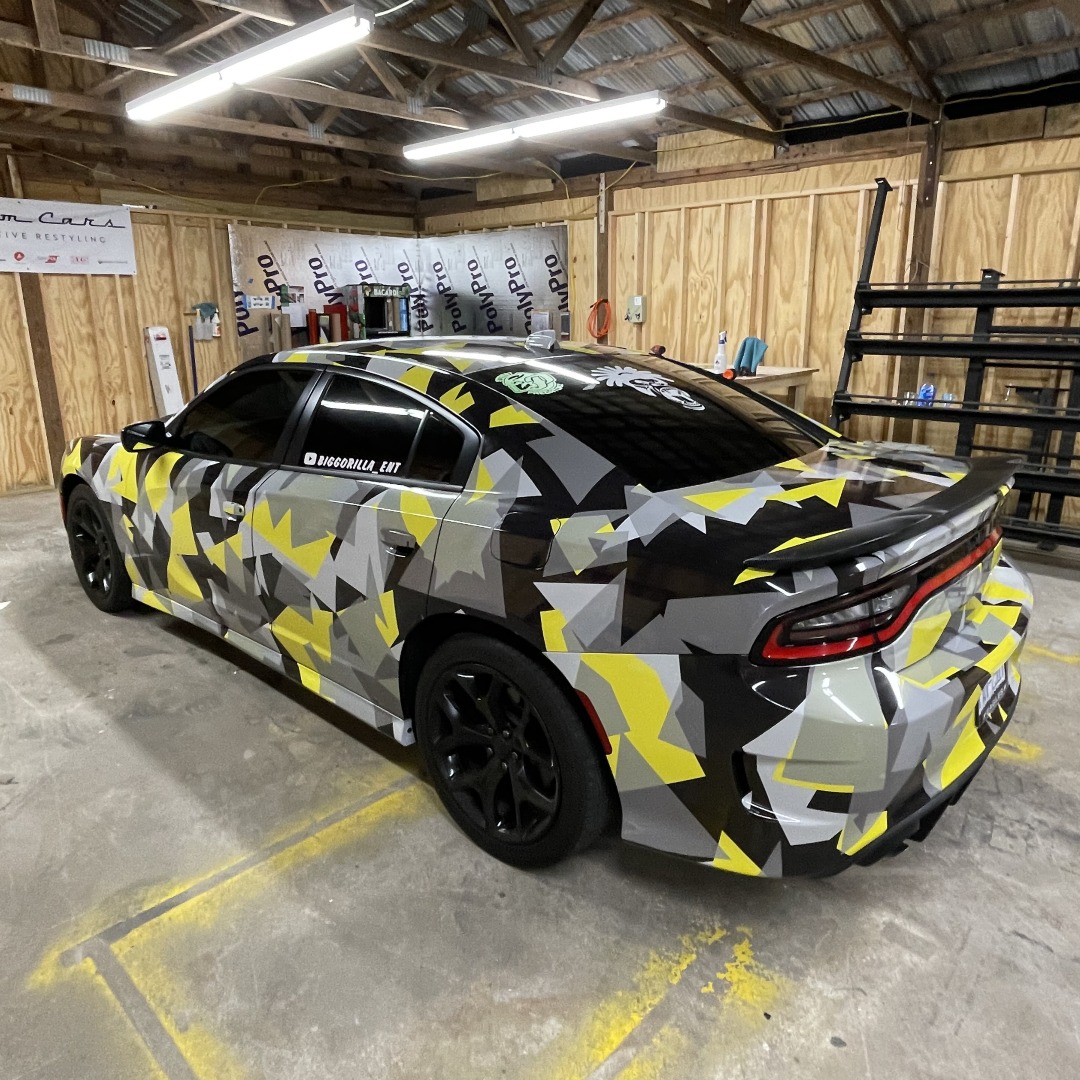 CamoWraps's tweet photo. Shattered Yellow Tiger Camo on this Dodge Charger ⚡
Wrapped by DreamCars Automotive Restyling.
🛒 Shop premium camo wraps at https://t.co/Hp3fttkNKa! 

#CamoWraps #PaintIsDead #WrapLife #VinylWrap #CamoWrap #Camouflage #Camo #DodgeCharger #ChargerWrap #ShatteredCamo https://t.co/F0dr1mnBeV