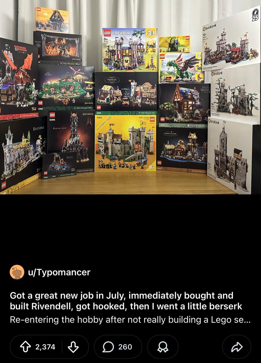 TheMonkeyJungle's tweet photo. This is a six hundred and fifty dollar Lego set $649.99 and it’s going to go platinum with Lego’s recently chosen primary demographic: computer programmer who recently got a new job, has more money than he knows what to do with, and posts a picture of everything he buys on Reddit https://t.co/EaSKHseZoi