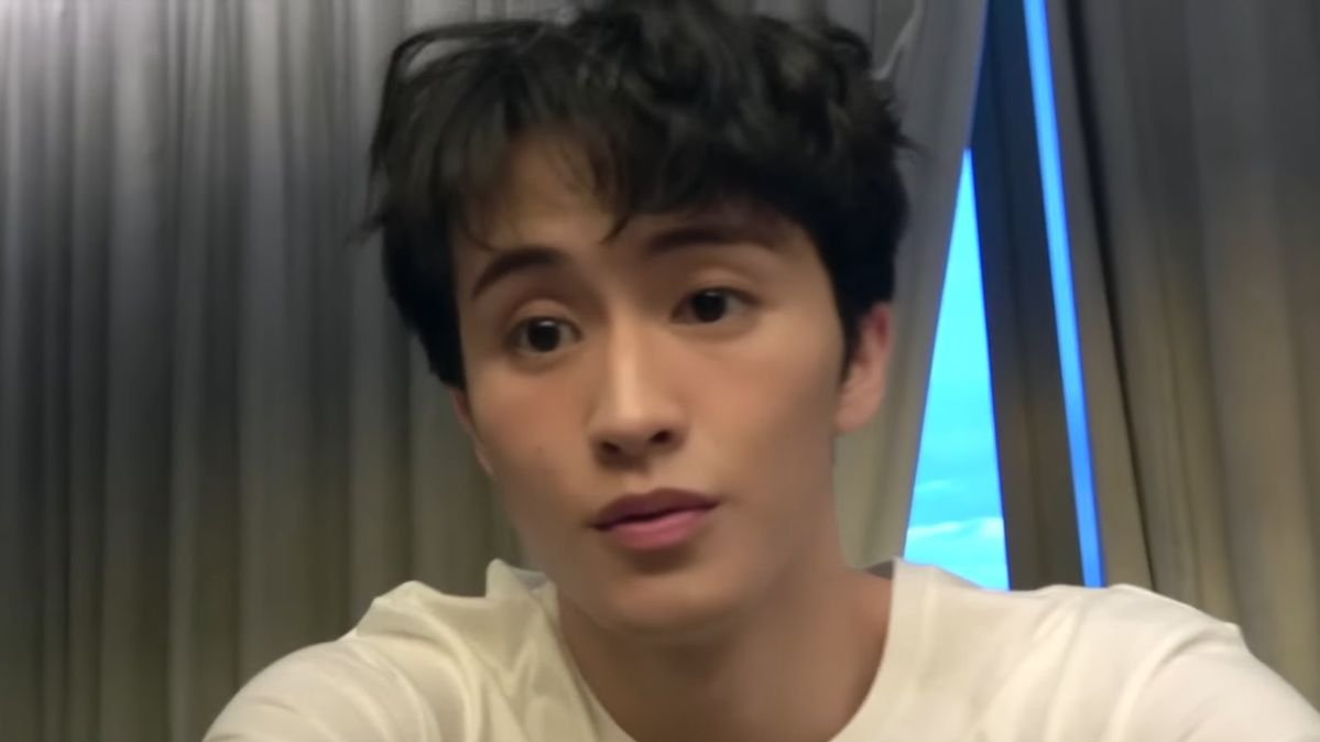 R3MAISSANCE's tweet image. can we all just stop and talk about bare faced mark