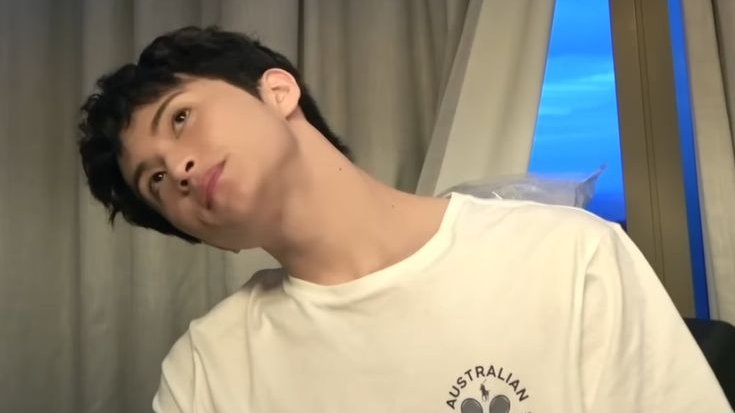 R3MAISSANCE's tweet image. can we all just stop and talk about bare faced mark