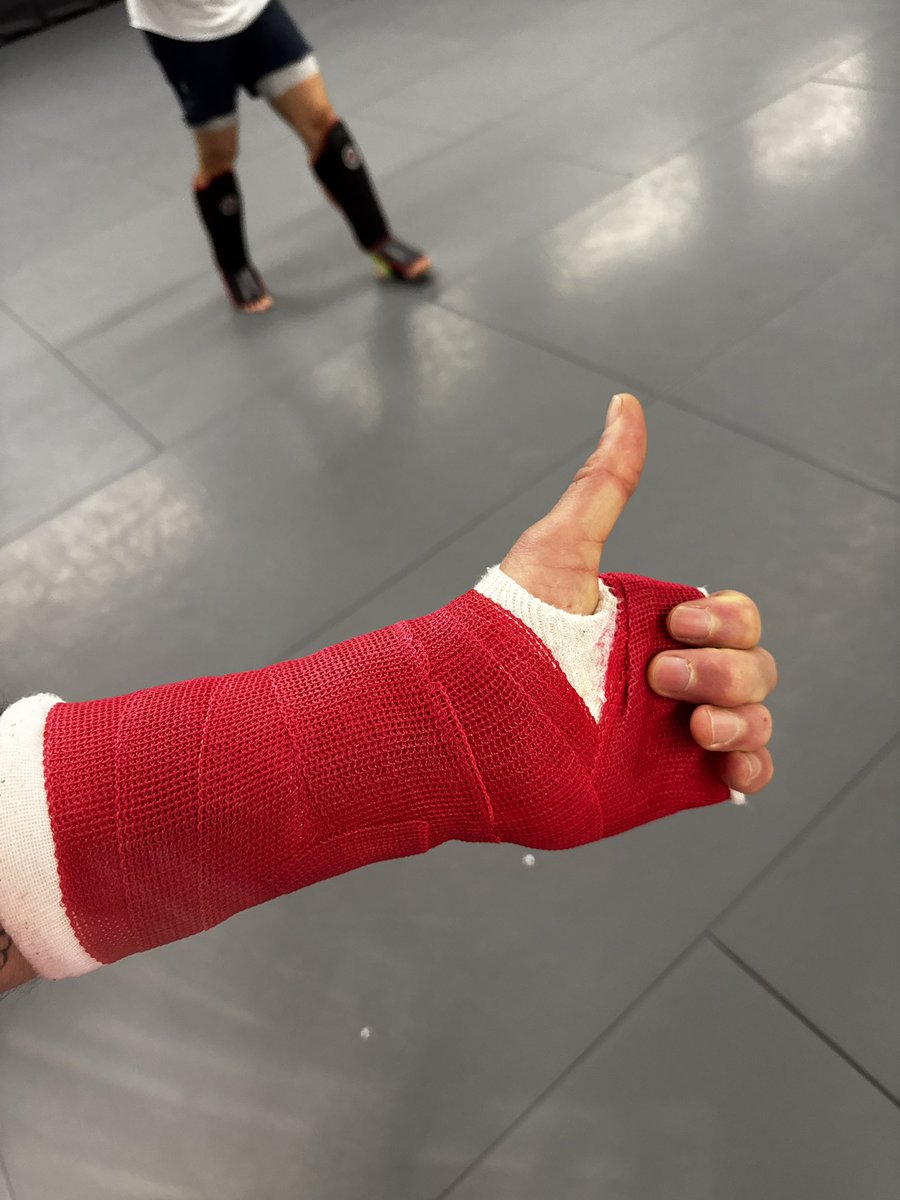 Peter Barrett tweet media