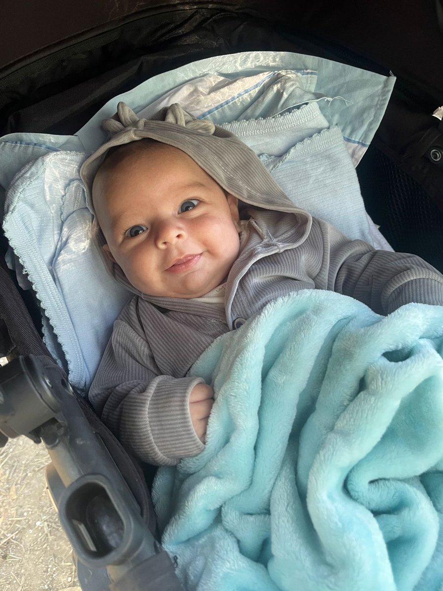 Melgutierrez95's tweet photo. Le pedi a Dios un varon pero con vos se paso.. TE AMO TANTO MI NIÑO SOÑADO 🩵 https://t.co/ijpeqJp3ma