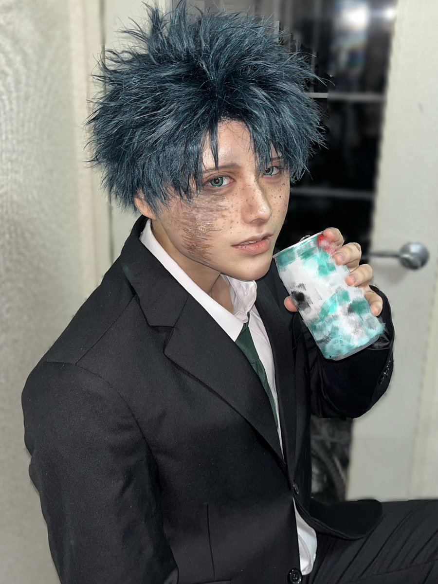 so_ichi3's tweet photo. MHAcos
25🥦︎と目が合うやつ https://t.co/DECYUDeaBD