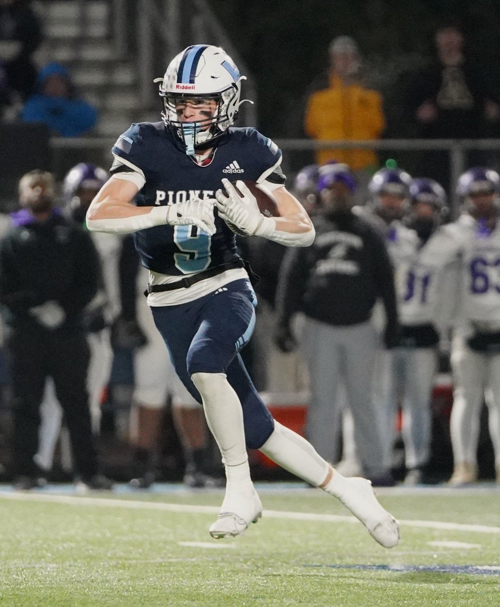 PerfectEffort14's tweet photo. @BradyLindenmuth @CadeKeller5 @MatthewLeon24 @ThomasDeiters3 @K9_Williams @Nylepeays. (WR &amp; Cornerback)

https://t.co/WiIlpJLBzz https://t.co/HdbNvJptmA