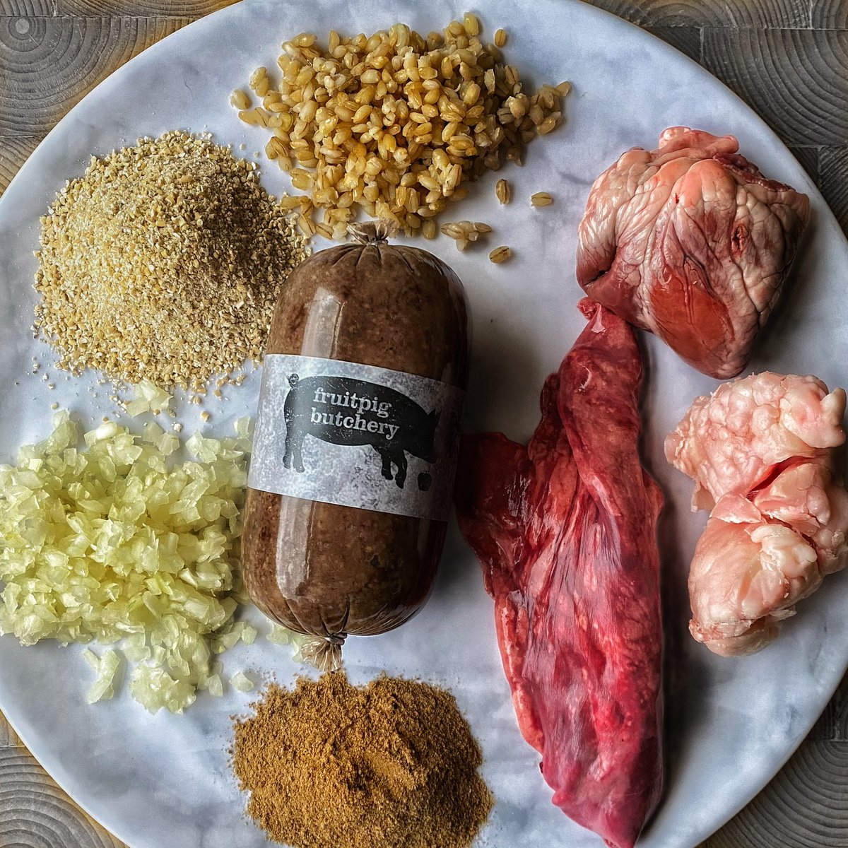 Fruit Pig Company tweet media