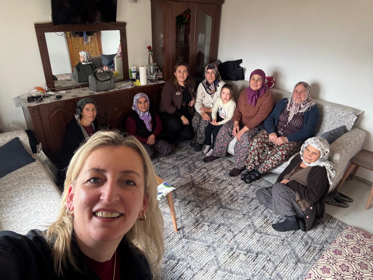 GÜLPEMBE BACAK tweet media