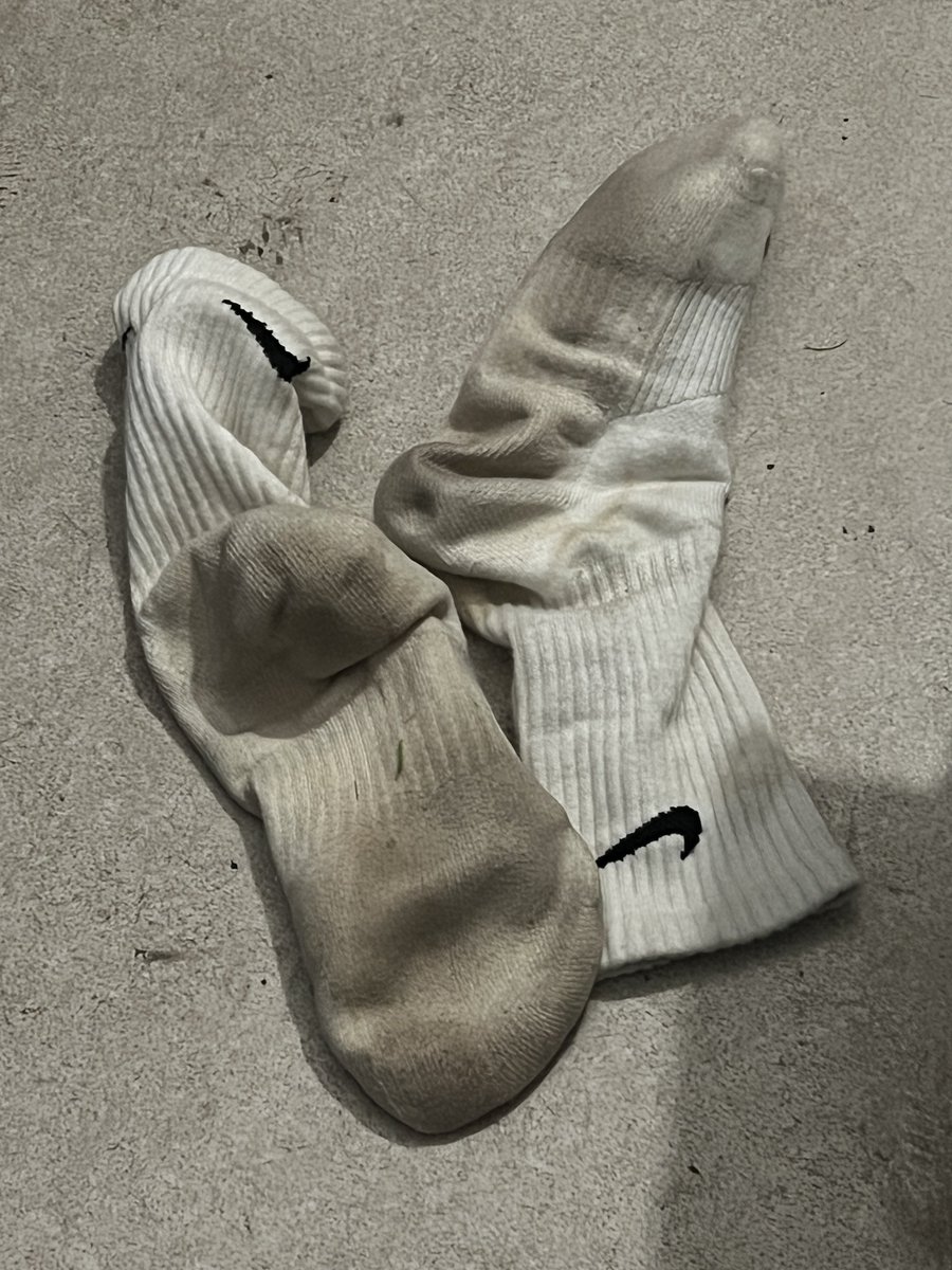 GDcontrolshoes's tweet photo. https://t.co/HOxpCcsiQI