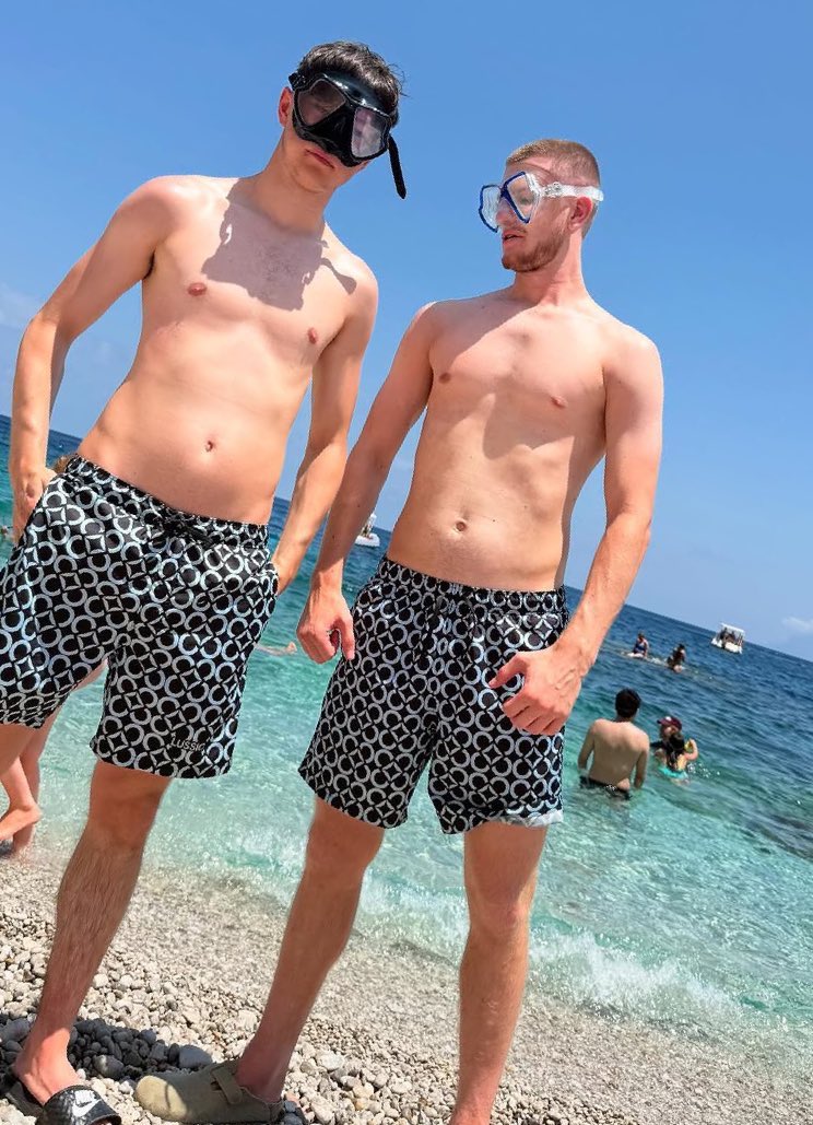 The Beak of Beak Street 🏆 🏆 tweet media