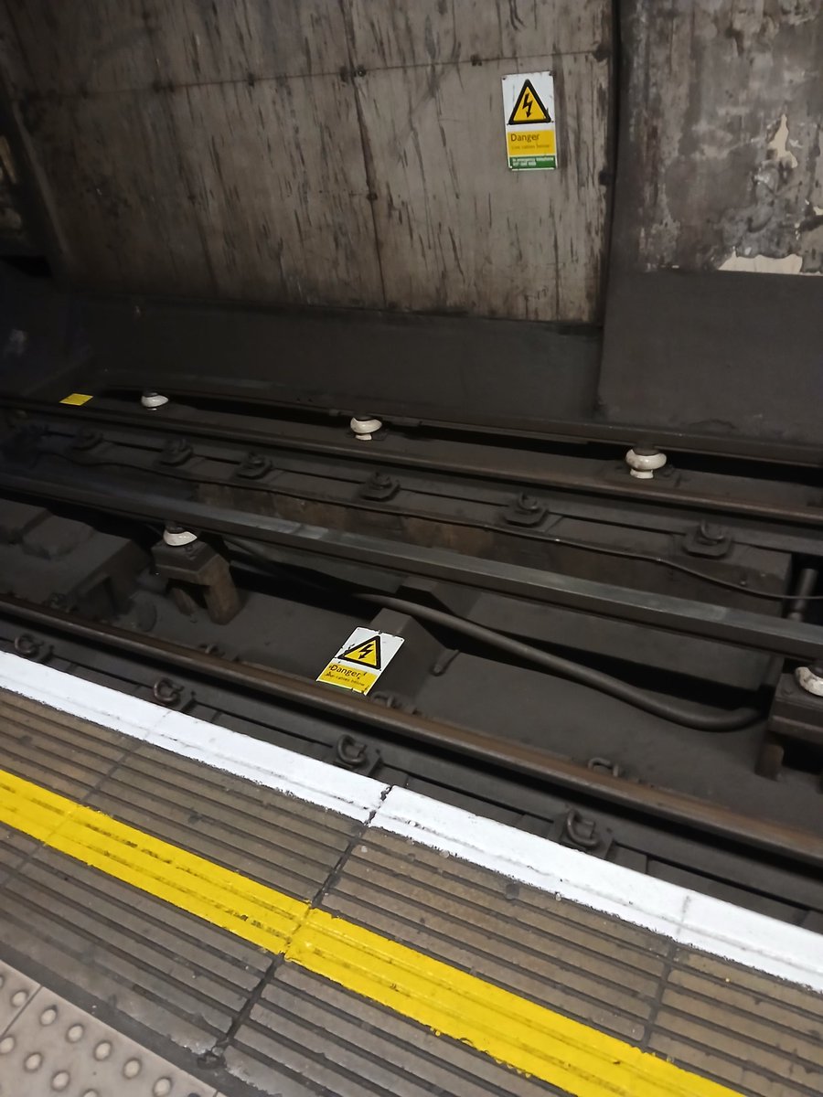 BEAR ELECTRICS (D.C.SPARKS +/-⚡) 🔜 Neighcon 26 tweet media