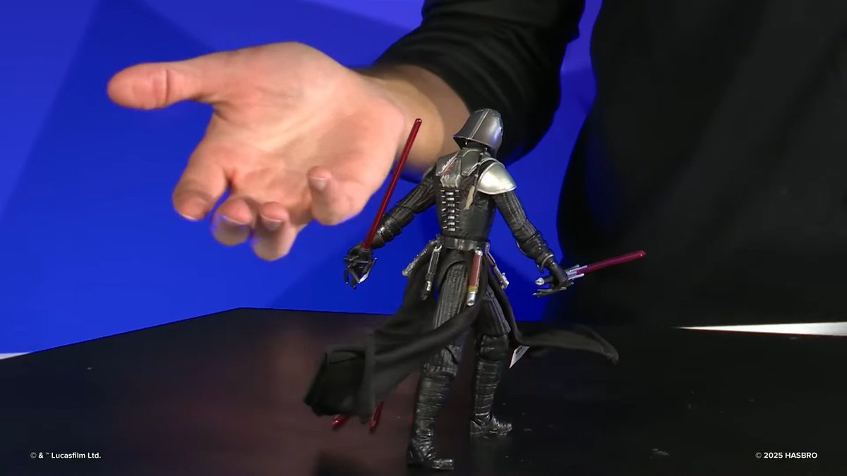 Daily_SWGames's tweet image. 🚨 Hasbro have revealed the Starkiller in Dark Lord Armor Black Series figure!

This Star Wars The Force Unleashed Figure will release in Spring. Pre-orders begin at 1pm ET on February 4th via Hasbro, fan channels and Amazon.