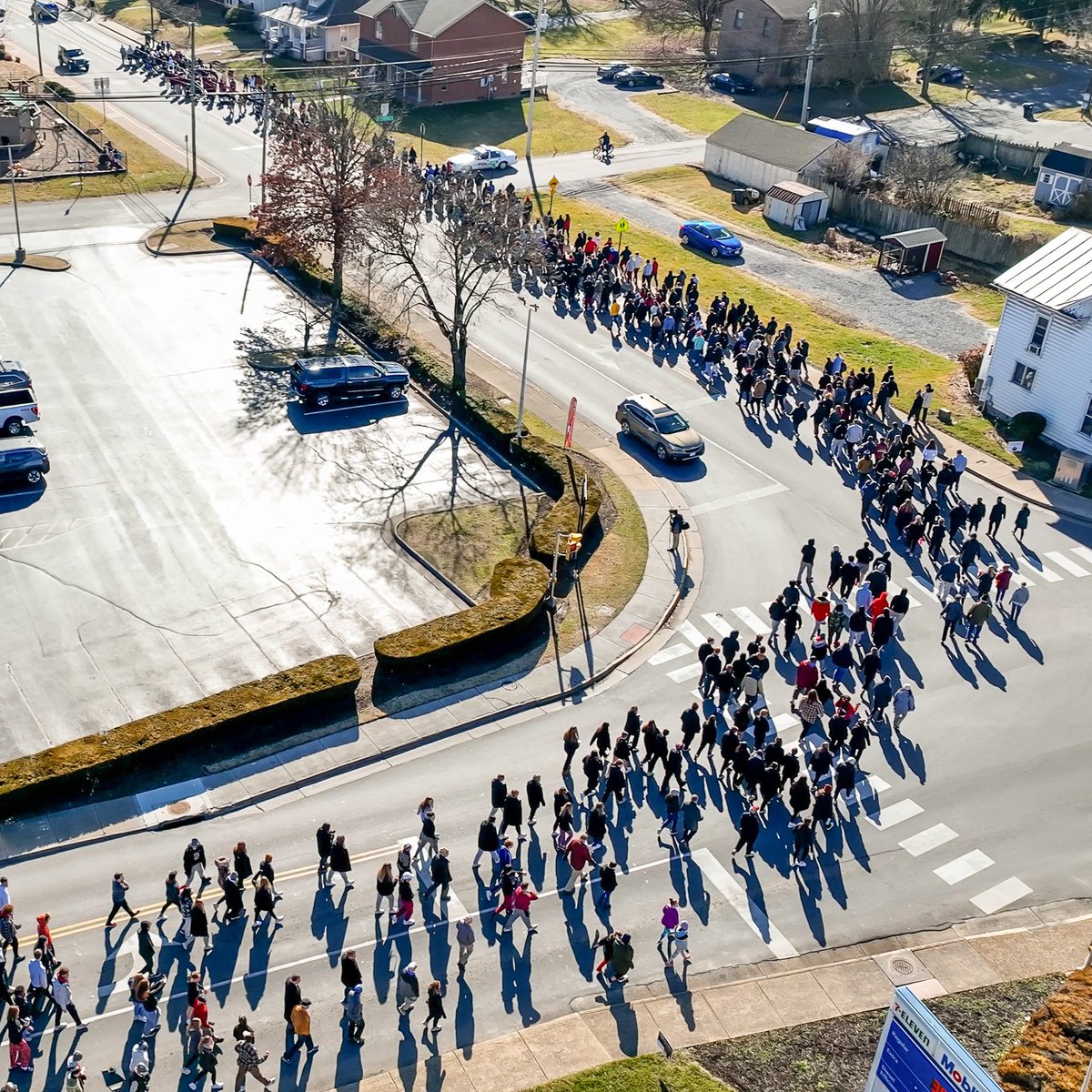 BridgewaterNews's tweet photo. Stand with Bridgewater College and the Town of Bridgewater to celebrate the life and legacy of Dr. Martin Luther King Jr. during our annual Martin Luther King Jr. Day celebration!
For more information, visit https://t.co/QfRnTTZegS. https://t.co/JAR3mYJBh3