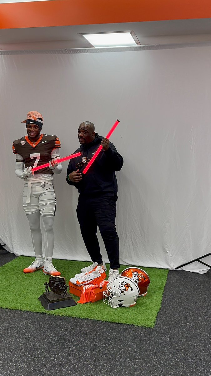 JavonSG23's tweet photo. Enjoyed my visit to Bowling Green University this past weekend ￼🤎🧡￼ https://t.co/dLgYSPW22d