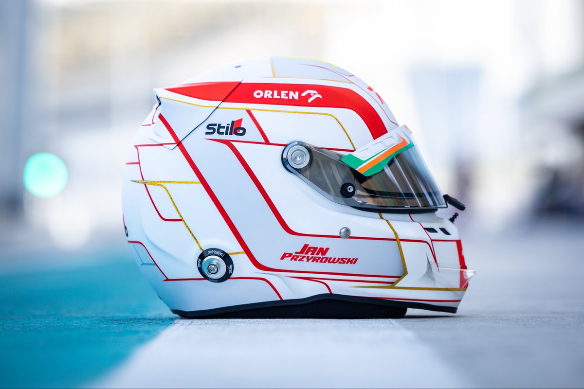 jan_przyrowski's tweet image. Nowy sezon. Nowe wyzwania. Nowy kask 🤩

Jak Wam się podoba? 🤔

🇬🇧 New season. New challenges. New helmet 🤩

What do you think? 🤔

@TeamORLEN @OfficialPZM #Helmet #F1PL