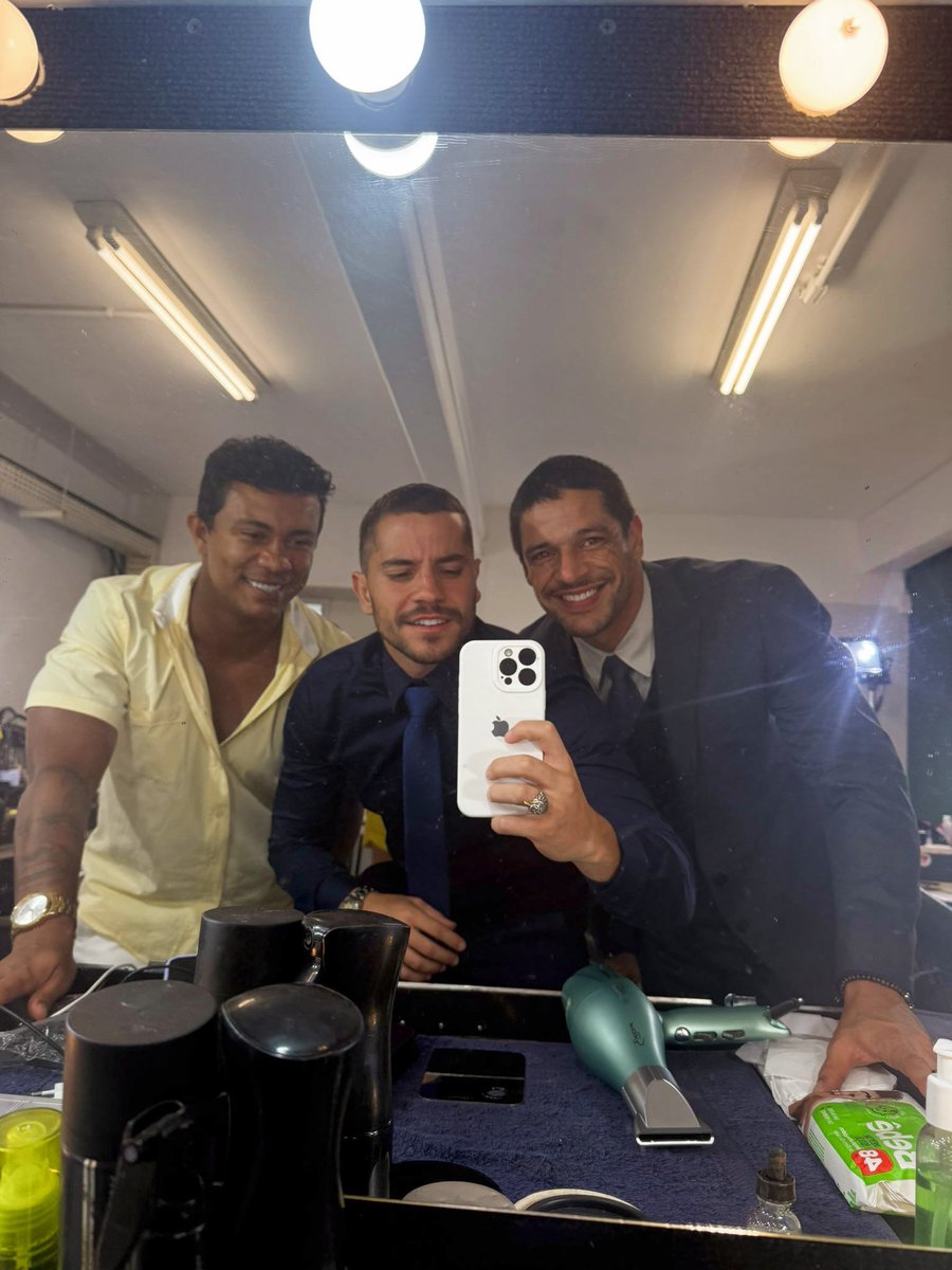 A Netflix não estava pra brincadeira quando resolveu juntar Xamã, André Lamoglia e Pedro Lamin em Os Donos do Jogo. Era tudo o que eu precisava e nem sabia. Mais alguém aí ama esses três? ❤️‍🔥