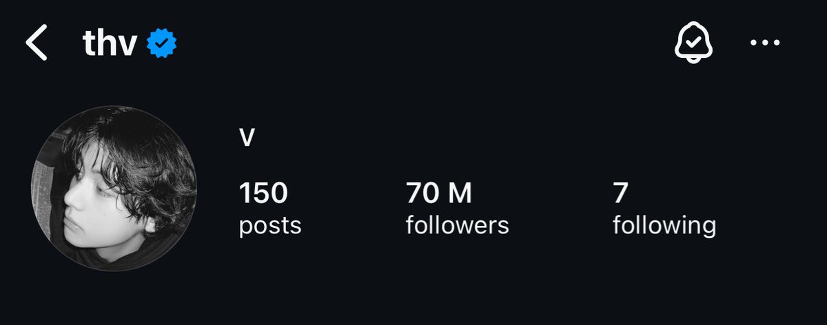 tetestream's tweet image. Kim Taehyung has reached 70 million followers on Instagram!

CONGRATULATIONS TAEHYUNG