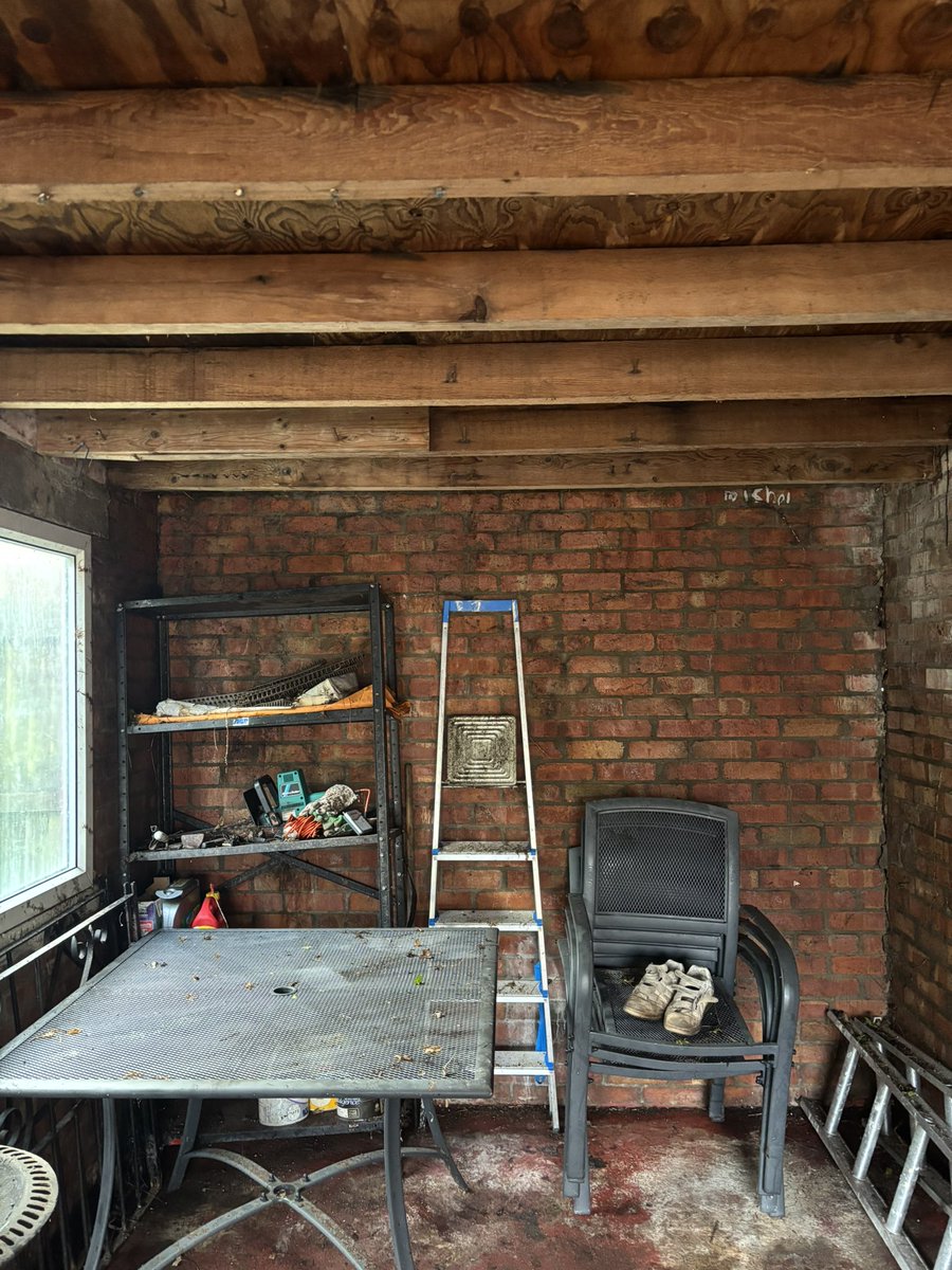 #HONESTMAN4HIRE tweet media