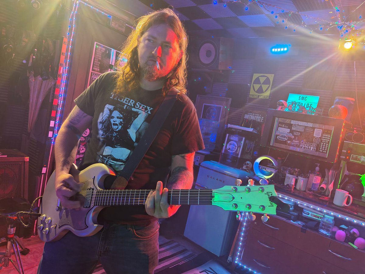 TCKCongregation's tweet image. Congregation!

Shots From Rehearsal! We Know You Love Them, Stay Killer!

#slavestothegrind #butnevergivingup #wearetheonly #thecasketkidsofficial #getoverit