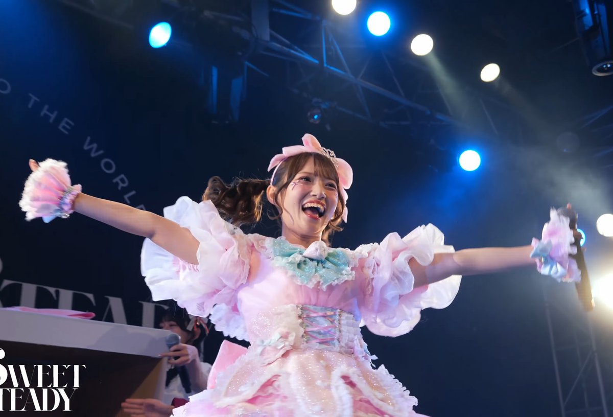 この生誕ライブ衣装のチェキが来るってこと…？ マジで