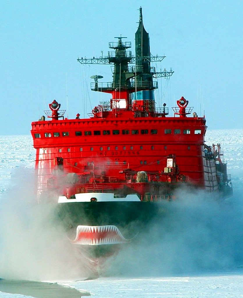 rkmtimes's tweet image. JUST IN🇷🇺❌🇺🇸🔥 #Russia’s first  Nuclear-powered Icebreaker “Yamal has begun breaking through the barriers on the Northern Sea Route as potential tensions with US in North Sea. 

🇺🇸🇷🇺After Icebreakers, Russia may take huge decision on US Seize of Oil tankers.