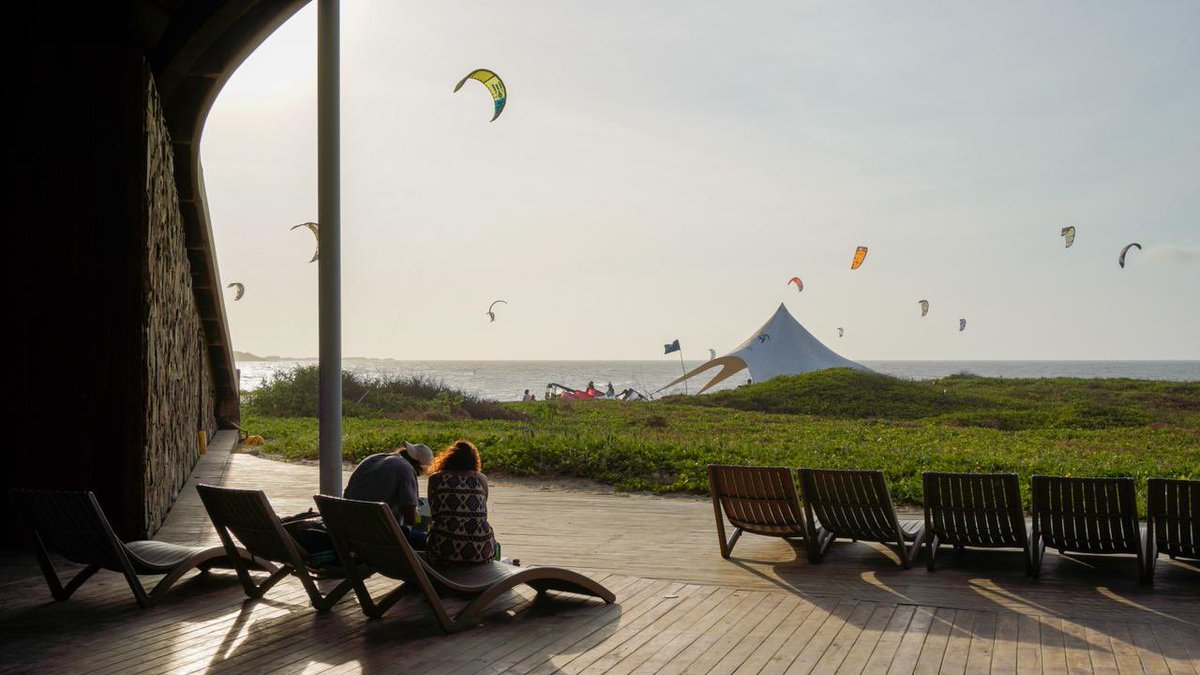 Gobatlantico's tweet image. Este puente festivo, recorre y enamórate del Atlántico 😍🌊

Deportes náuticos en Salinas del Rey, pescado y playa en Playas de Sabanilla y sabores del mundo en Muelle 1888 🌎

El Atlántico se disfruta y se saborea. ✨🇮🇩