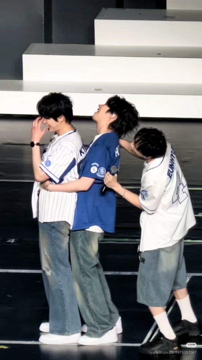 heechulxteukie's tweet image. babies😭🤏🏻
xhslink.com/o/AUIsuBwAYxB
#희철 #HEECHUL
#은혁 #EUNHYUK
#규현 #KYUHYUN