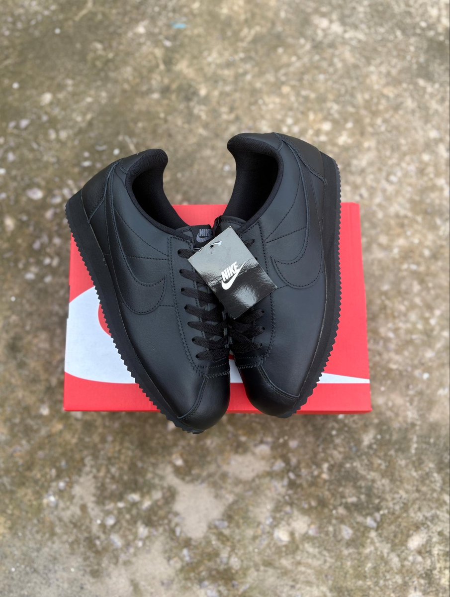 SELFSTORE_'s tweet photo. Nike Cortez 
Prix : 35$ 

Pointure : 39 à 43

Whatsapp : https://t.co/hTUa6ZOSuU https://t.co/ExtcfvFBnJ