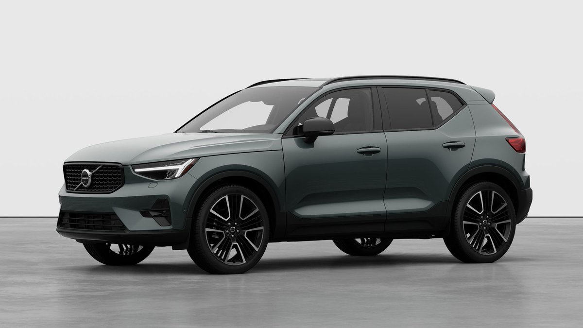 CroninAutoInc's tweet photo. Lease 2026 Volvo XC40 Core Dark for $489 per month for 36 months. $3,969 cash due at signing. Finance at 0.99% APR up to 36 months or up to $2,000 in Allowances. $39,900 starting MSRP
#VolvoXC40 #volvo https://t.co/Pfg27CmJMg