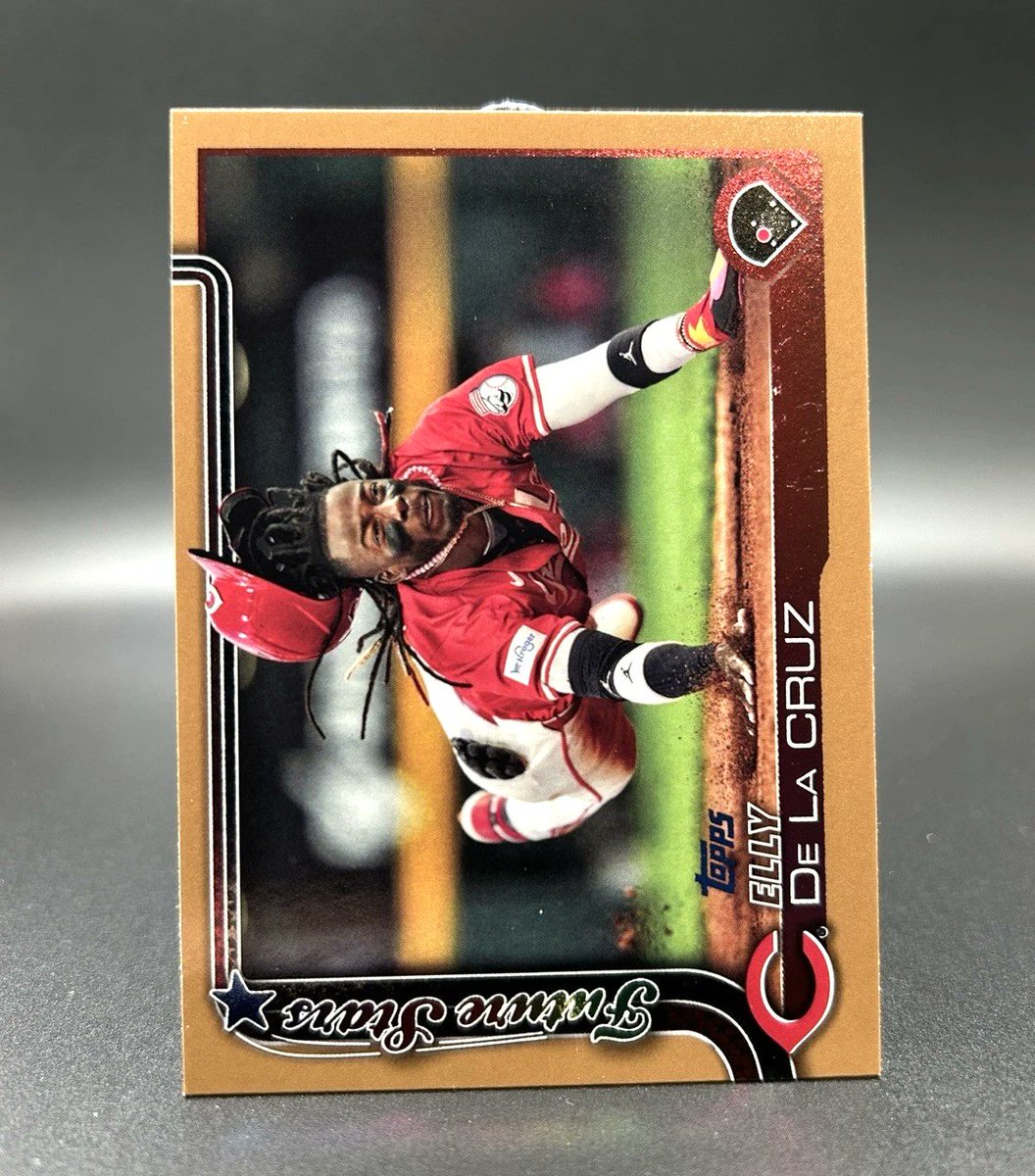 theBaseballCube's tweet image. Card of the Day - Currently listed on Ebay

***ELLY DE LA CRUZ***
2025 Topps Series 1 #150 - Gold Parallel
0803/2025

7-day Auction with 1 bid at the moment! 

ebay.com/itm/3894540416…