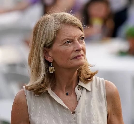 RpsAgainstTrump's tweet image. Republican Senator Lisa Murkowski:

“After speaking with Chair Powell this morning, it’s clear the administration’s investigation is nothing more than an attempt at coercion. If the Department of Justice believes an investigation into Chair Powell is warranted…then Congress…