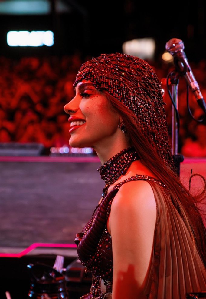 anittxz's tweet image. que coisa mais linda jesus