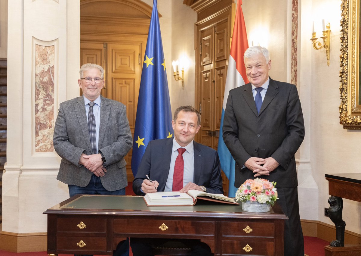 Christophe Hansen tweet media