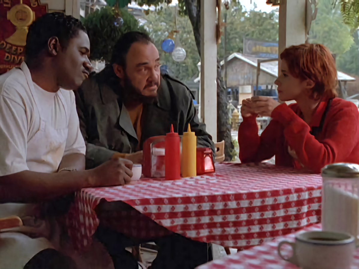 Good morning Dimensional Drifters hope everyone had a good Christmas and New Year our first episode of the year is up on all podcast platforms this week we talked about season 3 episode 15 "Paradise Lost" 

open.spotify.com/episode/6eWG4M…

podcasts.apple.com/us/podcast/par…