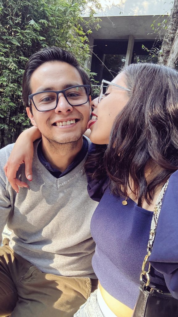 _eli_aguilera's tweet photo. Hace un año tuve el mejor beso de mi vida ❤️‍🔥 https://t.co/5SDjXE8T9J