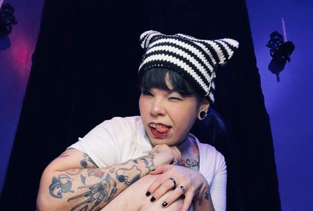 Kitten tinylf.com/02sP11m6 #realloyalfans