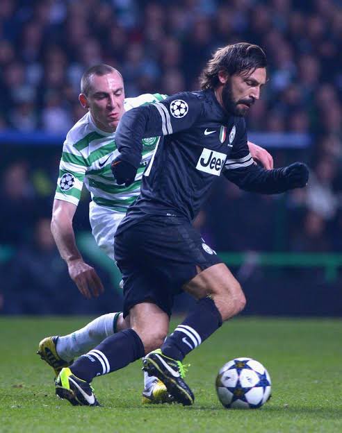 MaksJuventino's tweet image. My holy grail of a kit. One day I will have it 🤍🖤