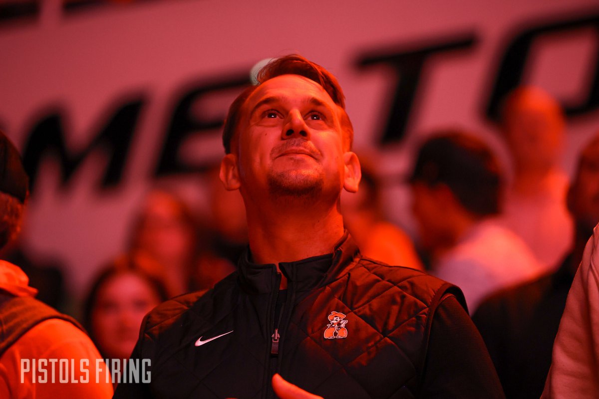 Pistols Firing tweet media