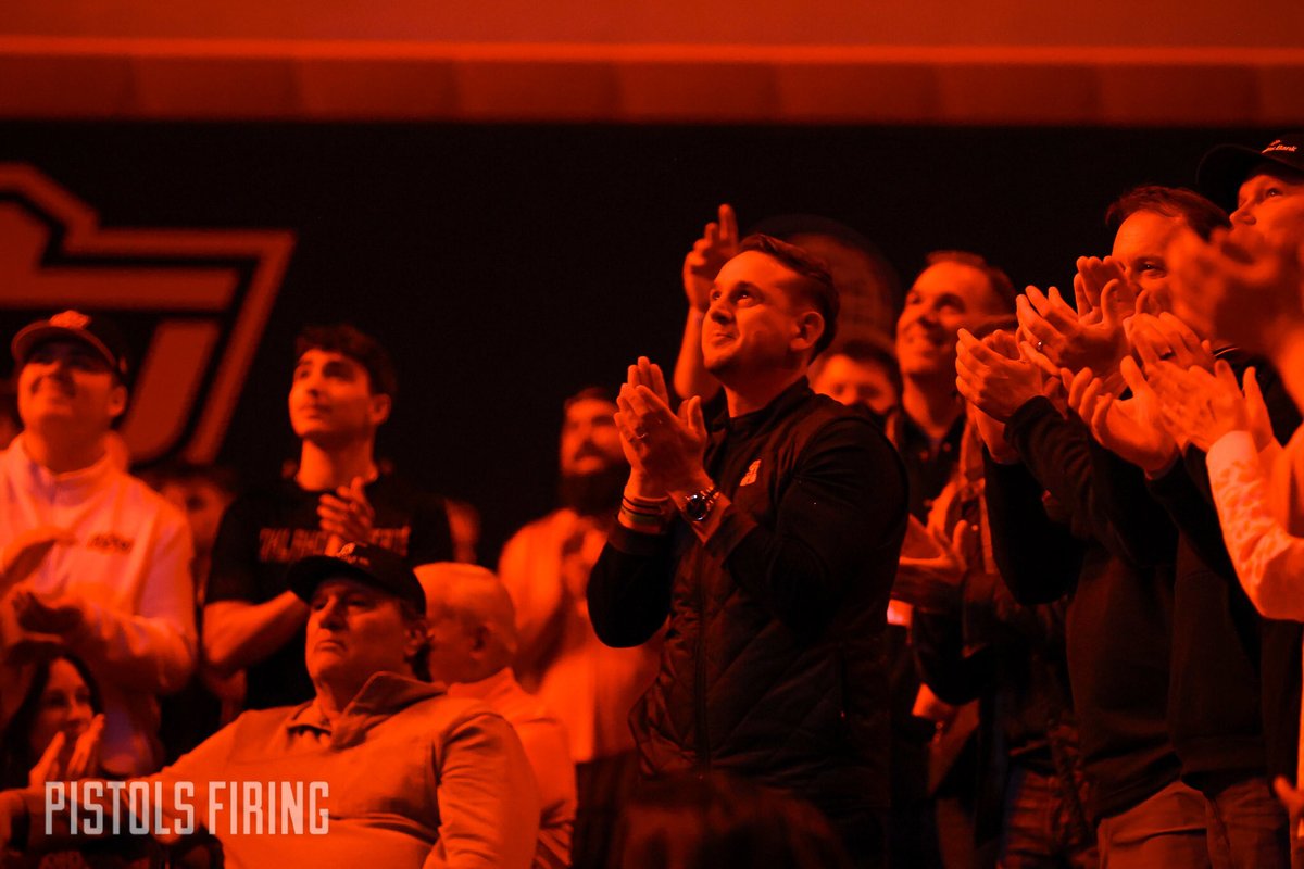 Pistols Firing tweet media