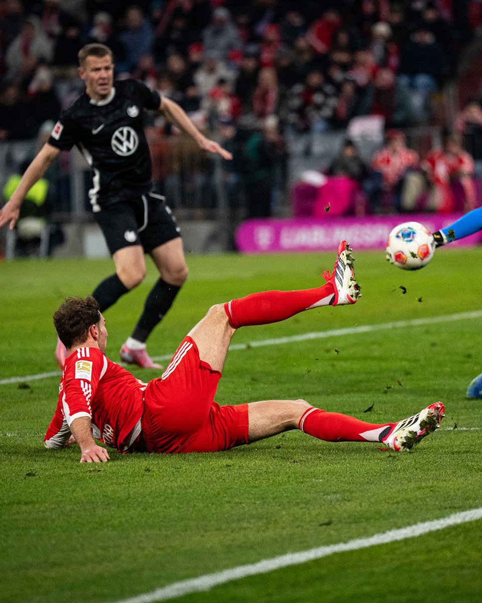 FCBayernUS's tweet image. #Advertisement | The best boots for scoring - Predator &amp;amp; F50. CHOOSE YOURS! 🔥