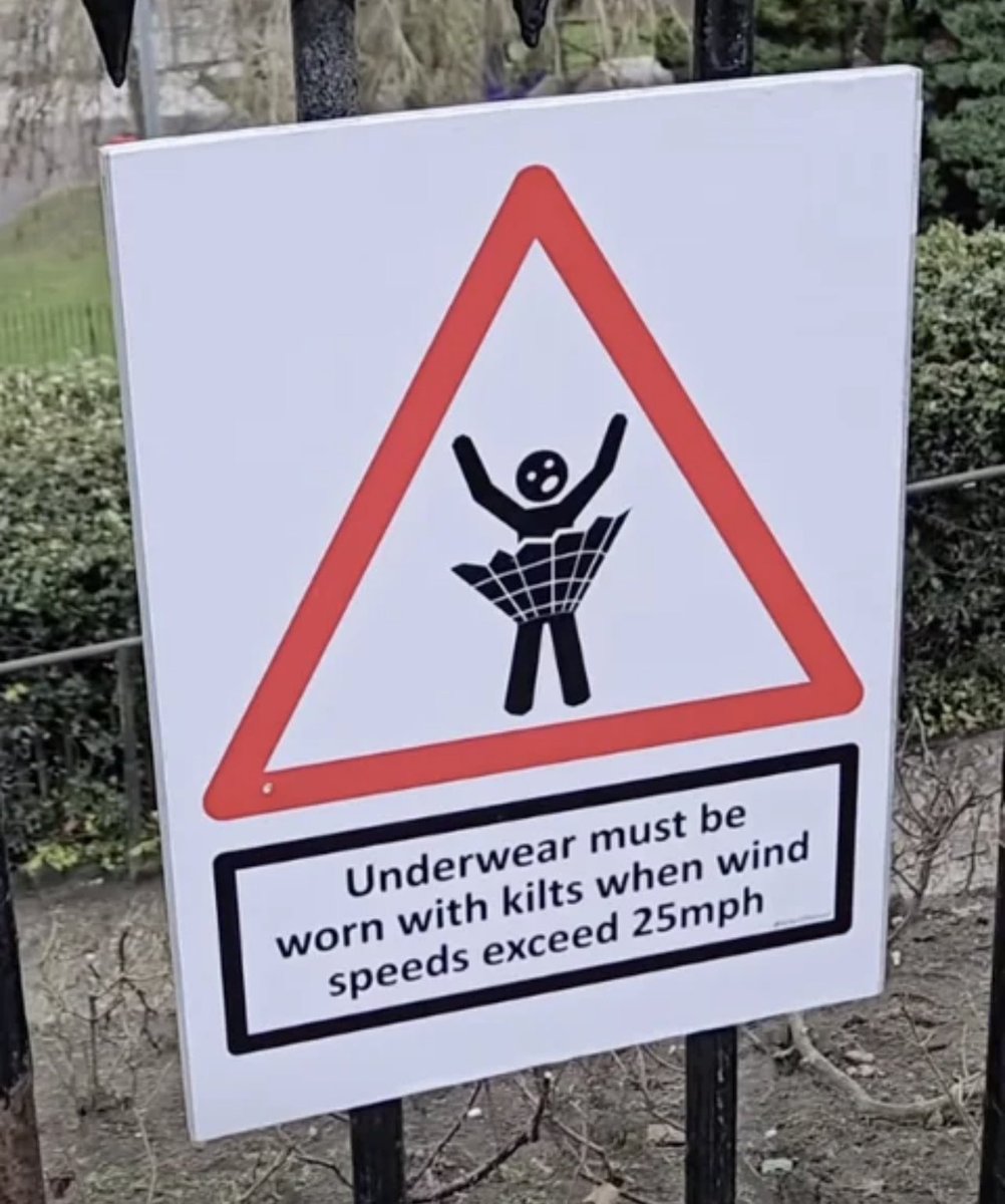 NoContextBrits's tweet image. Only in Scotland.