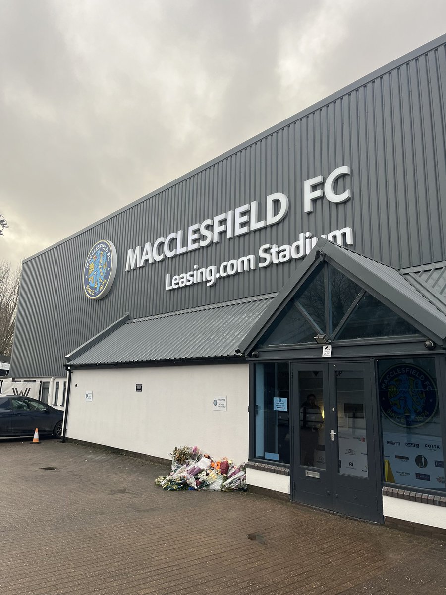 ryan_dobney's tweet photo. I’m at @thesilkmen this evening, the home of the biggest cup upset In history, as they look ahead to an exciting @EmiratesFACup draw. Listen now and catch up @bbc5live https://t.co/PJ3czLQynq