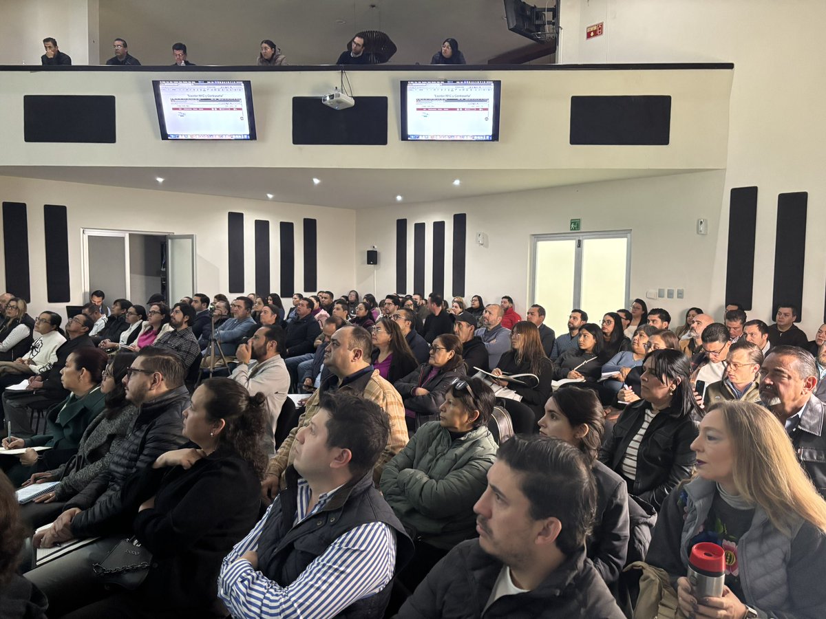 ColNotariosSLP's tweet photo. Como parte del compromiso con la actualización y capacitación constantes, a fin de garantizar un servicio eficiente y de calidad a la ciudadanía, este sábado 10 de enero se llevó a cabo en el auditorio de nuestro Colegio el módulo de Certificación Notarial Fiscal. https://t.co/kFwOMbjTr4