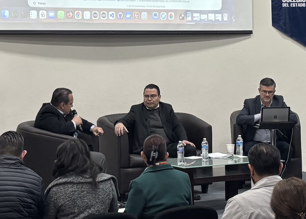 ColNotariosSLP's tweet photo. Como parte del compromiso con la actualización y capacitación constantes, a fin de garantizar un servicio eficiente y de calidad a la ciudadanía, este sábado 10 de enero se llevó a cabo en el auditorio de nuestro Colegio el módulo de Certificación Notarial Fiscal. https://t.co/kFwOMbjTr4